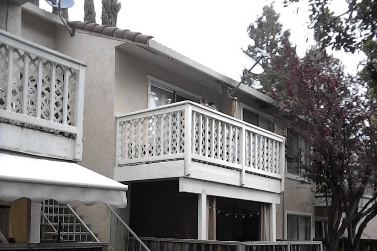 balcony - 1178 Curtiss Ave