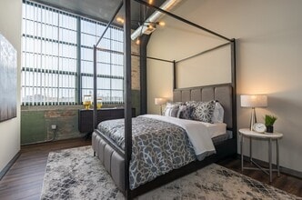 Building Photo - TipTop Apartments