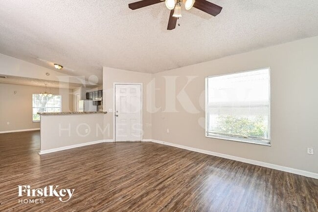 Building Photo - 7439 Groveoak Dr