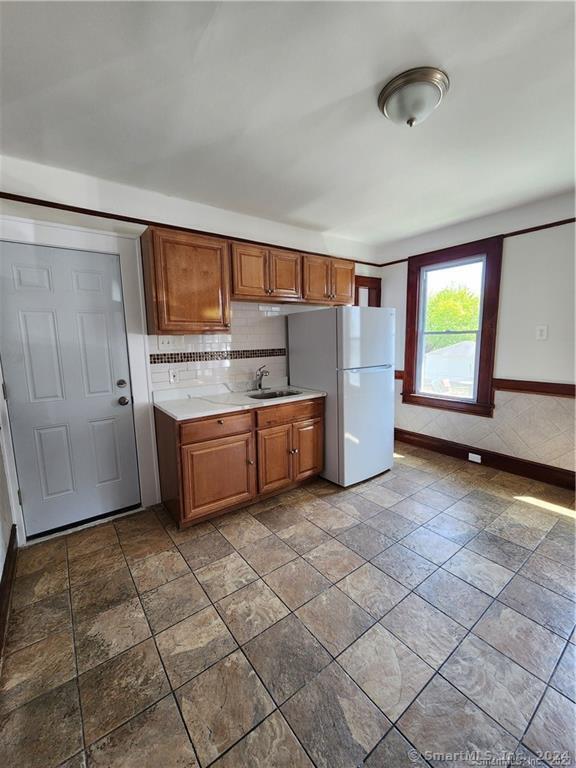 Building Photo - 304 Judson Pl