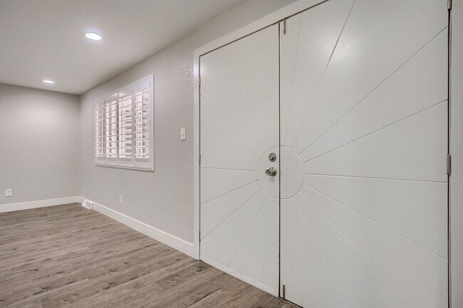 Foto del edificio - Remodeled Single-Family Home Near Cherry C...