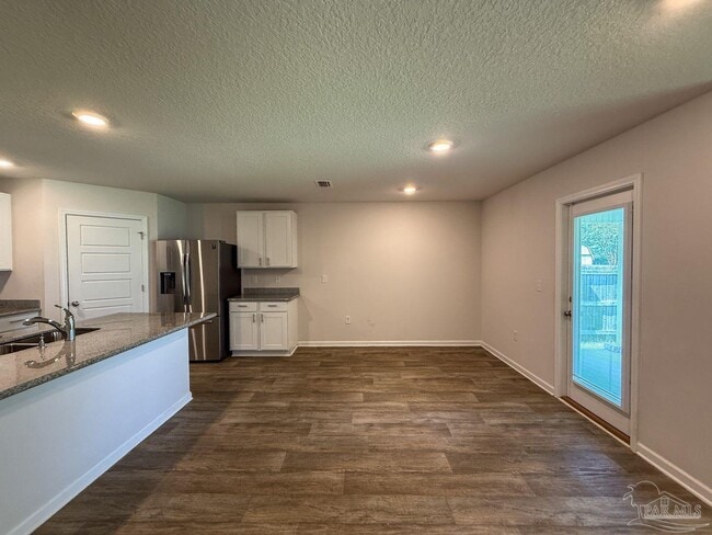 Foto del edificio - 2308 Kirkwood Dr