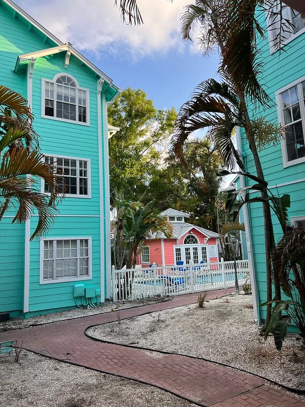 Foto del edificio - 3002 W Cleveland St