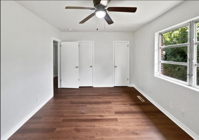 Building Photo - 8308 Manavista St