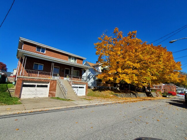 Photo - 239 Boden Ave Townhome
