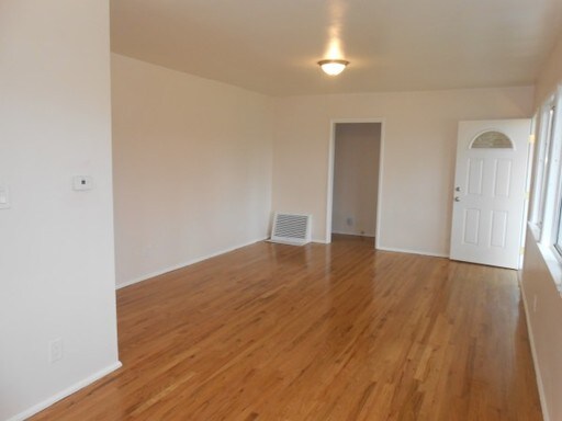 Building Photo - 8423 Galt Dr