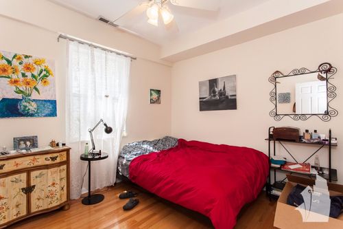 Foto del edificio - 1063 N Wood St