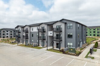 Building Photo - Hearthstone at Autumn Hollow