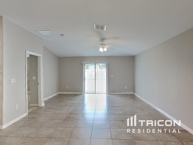 Building Photo - 9646 Sage Creek Drive Ruskin FL