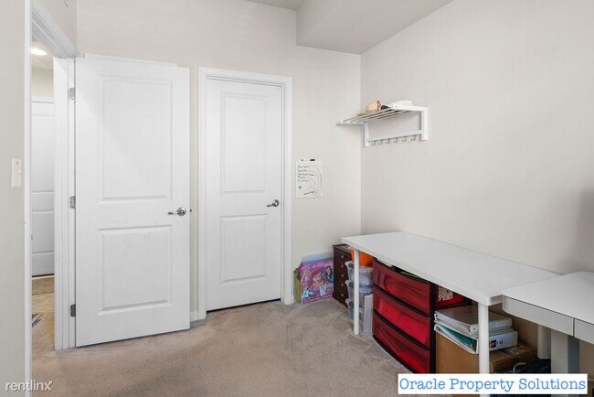 Foto del edificio - 3 br, 4 bath Townhome - 7468 Singers Way
