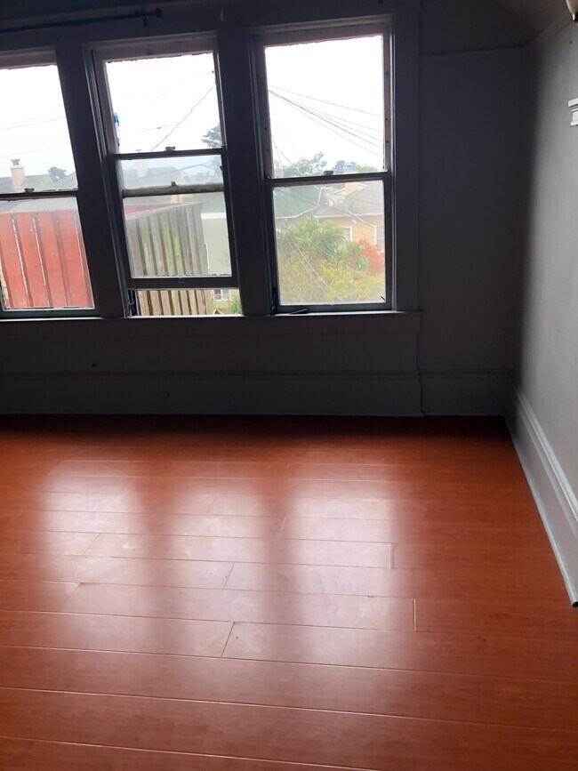 Foto del edificio - 1215 29th Ave