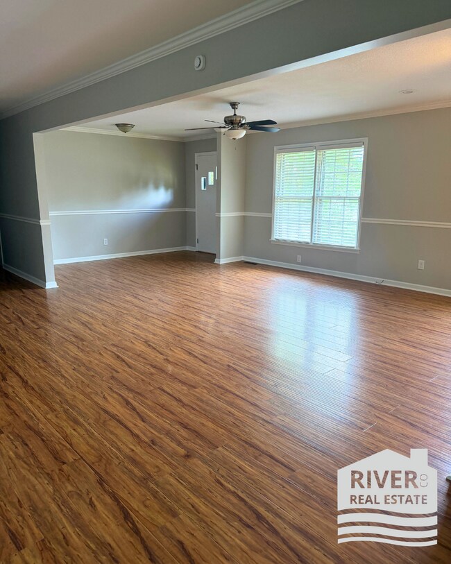 Foto del edificio - 2370 Roberts Ln