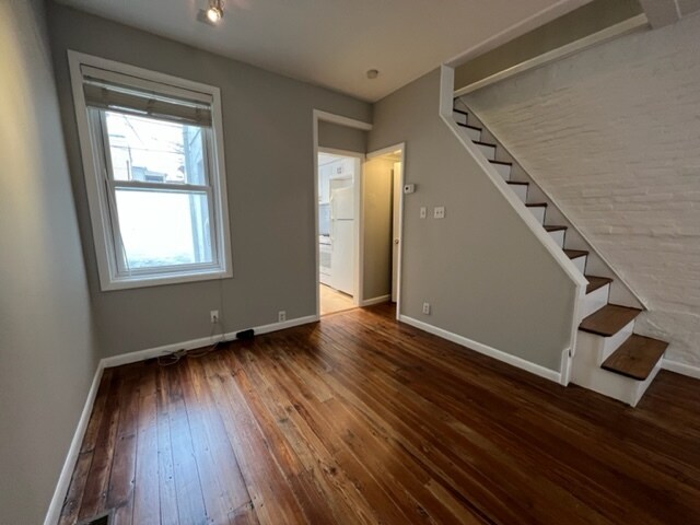 Dining - 2733 Reno St