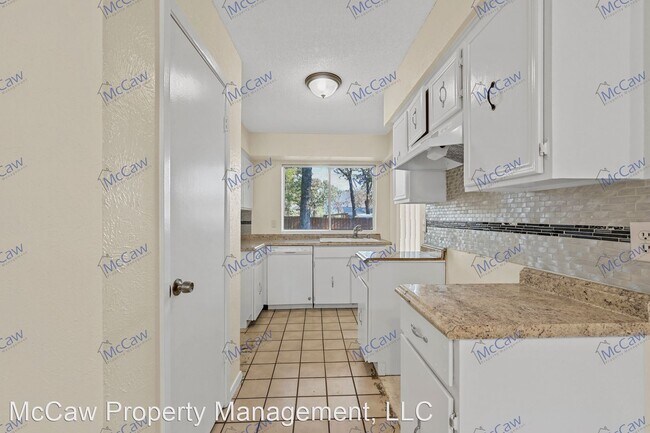 Foto del edificio - 3 br, 1.5 bath House - 11435 Small Dr.