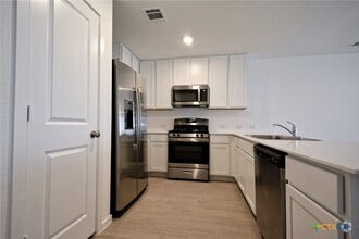 Building Photo - 446 Payton Pl