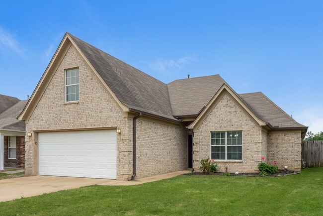 Building Photo - 7959 Ridgedale Dr