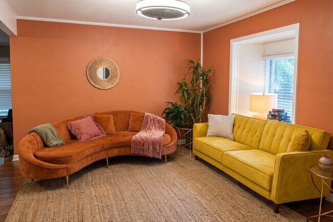 Foto del edificio - 3309 Bengston St