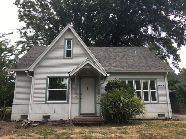 Photo - 1753 Villard Street House
