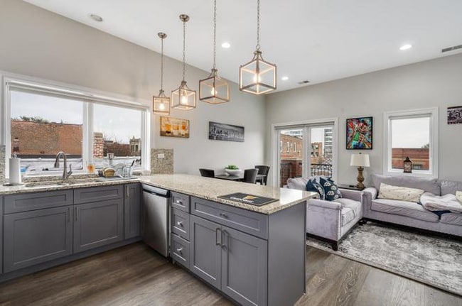 Building Photo - 2248 W Taylor St