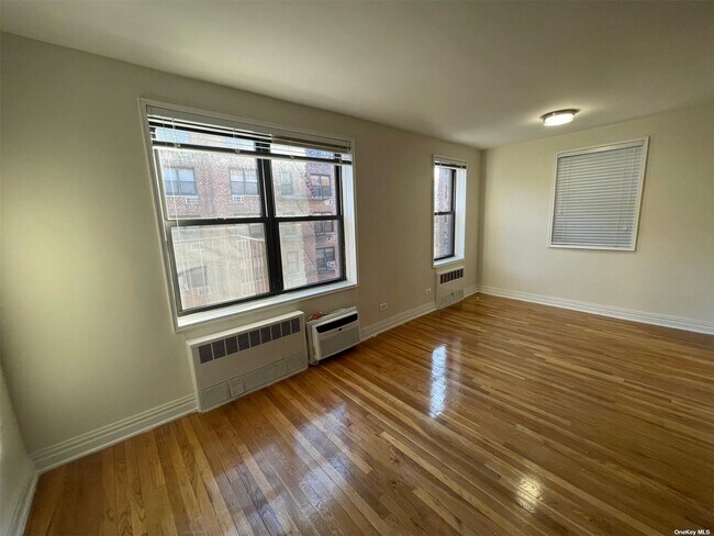 Building Photo - 102-40 67th Rd