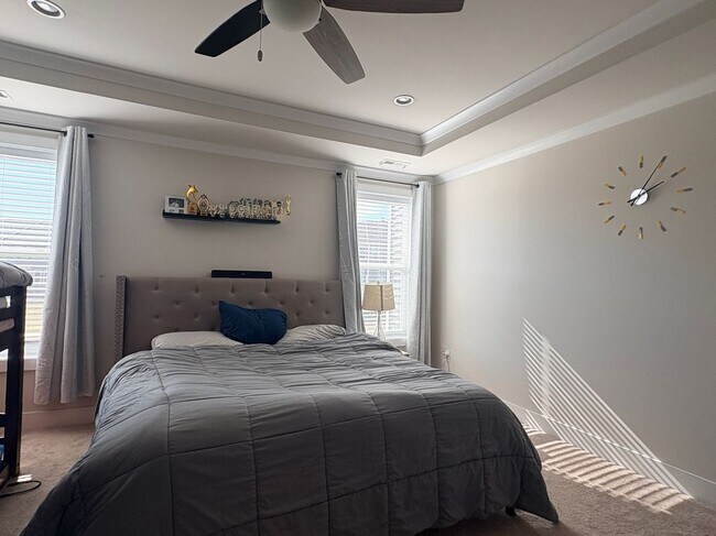 Foto del edificio - 213 Catalpa Ln