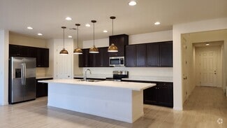 Building Photo - 125 Parliament Canyon