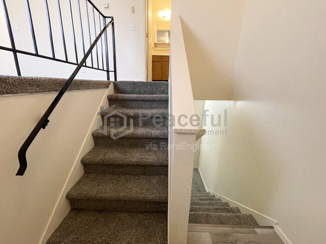 Building Photo - 4693 S Arlington Park Dr