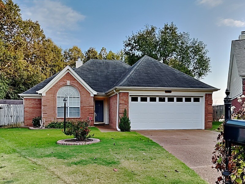 Foto principal - 2966 Woodland Ash Cove
