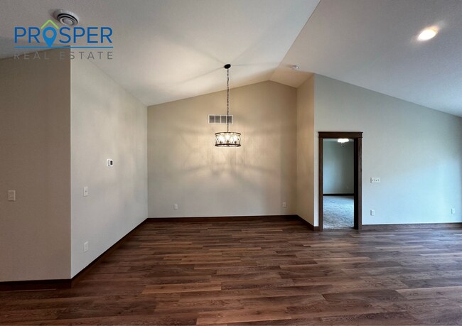 Foto del edificio - Charming 2-Bedroom, 2-Bathroom Apartment i...