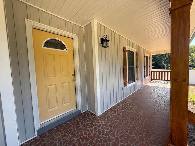 Foto del edificio - 725 Brookside Dr