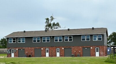 Building Photo - 1011 Giovanni St