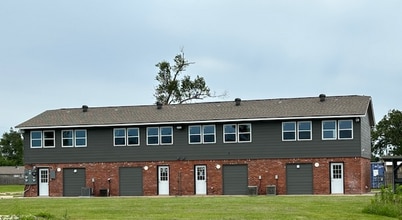 Building Photo - 1011 Giovanni St