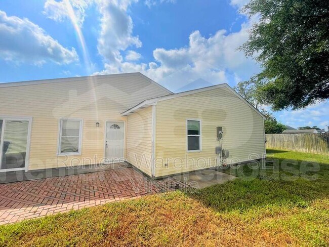 Foto del edificio - 4229 Conway Ct