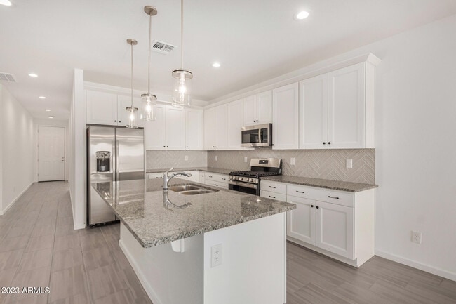 Building Photo - 2503 S 180th Dr