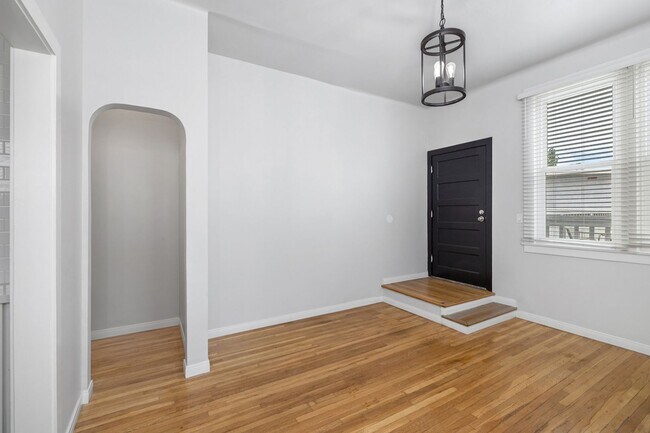 Foto del edificio - Great Hillcrest Studio