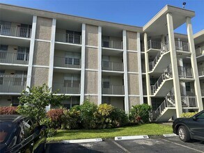 Building Photo - 2998 NW 48th Terrace