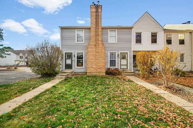 $1,700, 1 bed, 1 bath, located in Lakewood. - $1,700, 1 bed, 1 bath, located in Lakewood. Apartment