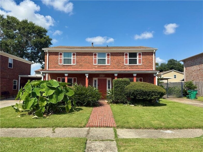 Primary Photo - 316 Bienville Dr