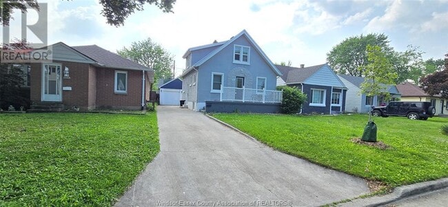 Building Photo - 2459 Tourangeau Rd