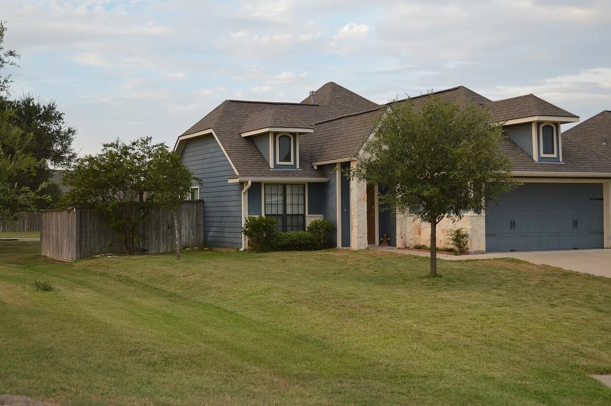 Foto principal - 3908 Pawnee Creek Ct