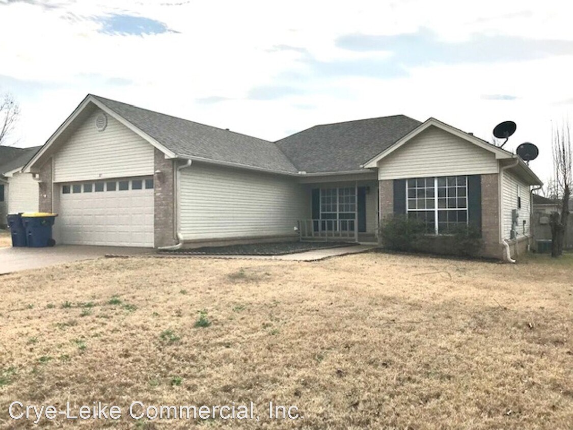 Foto principal - 3 br, 2 bath House - 27 Lilac Lane