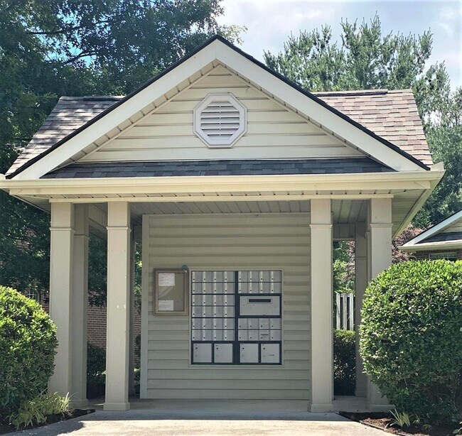 Building Photo - 760 Sterchi Park Way