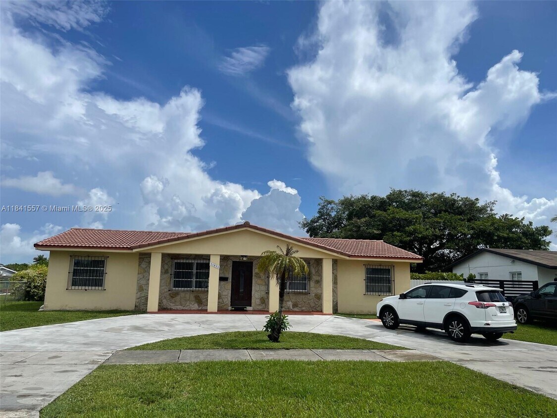 Foto principal - 11833 SW 34th St
