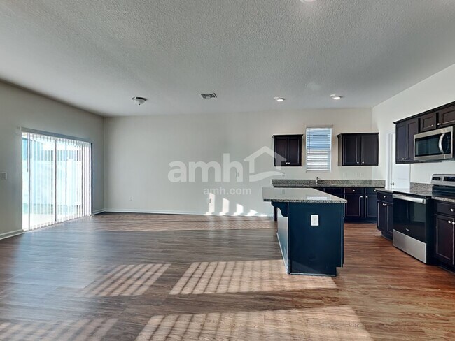 Building Photo - 11615 Oak Bend Ct