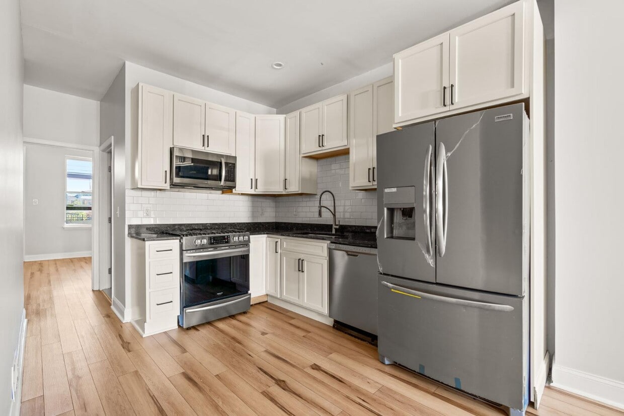 Photo - 419 N Collington Ave - 419 N Collington Ave