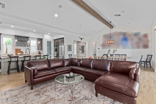 Foto del edificio - 17332 W Wildwood St