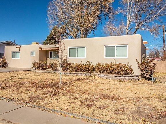 Building Photo - 1304 N Mesa Verde Ave