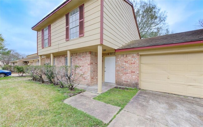 Building Photo - 1371 New Tree Ln
