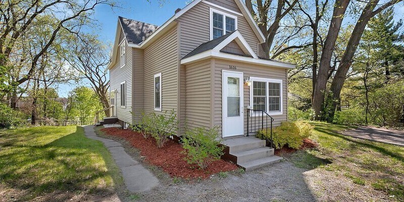 Foto principal - 1616 7th Ave S