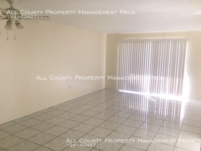 Building Photo - 4150 Bee Ridge Rd